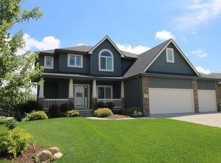 7521 Reed St, Papillion, NE 68046