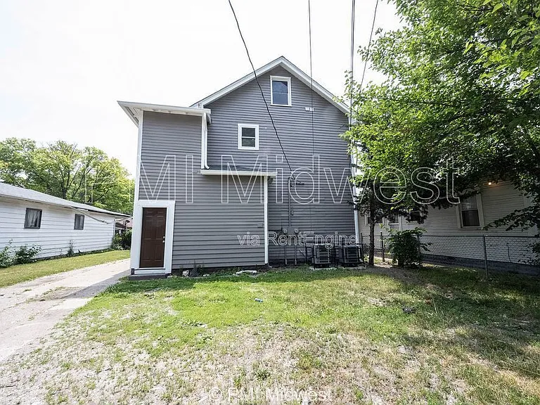 538 W 29th St #B — Photo 40