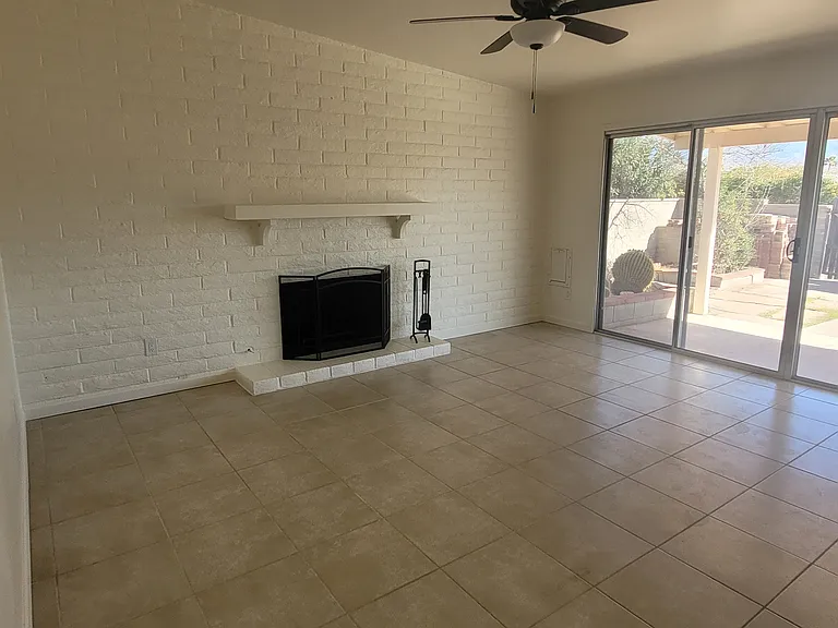 550 N Gollob Rd — Photo 6