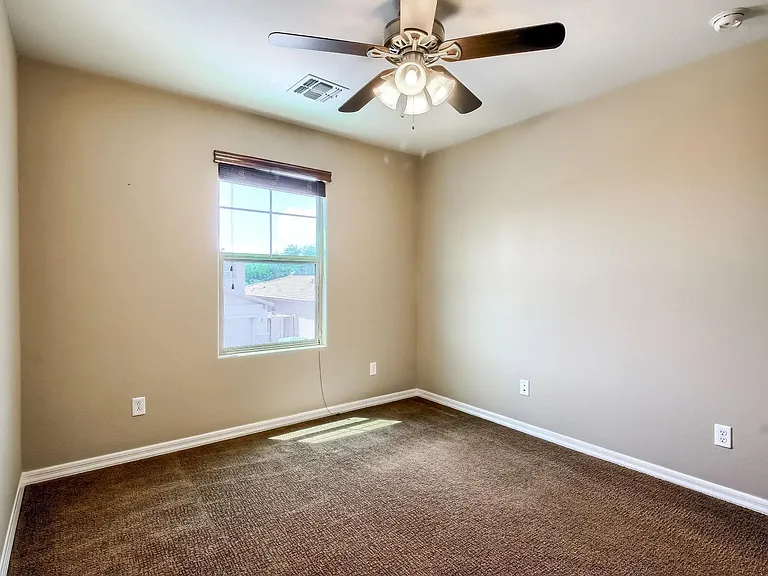 888 E Jacob St — Photo 20