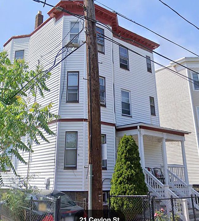2nd image of 21 Ceylon St