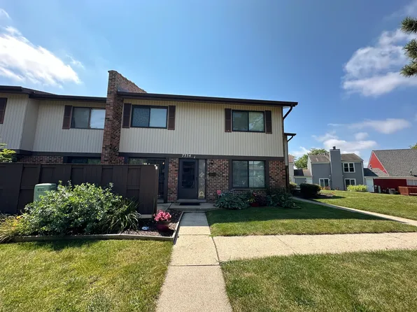 7354 Winthrop Way Unit 1, Downers Grove, IL 60516