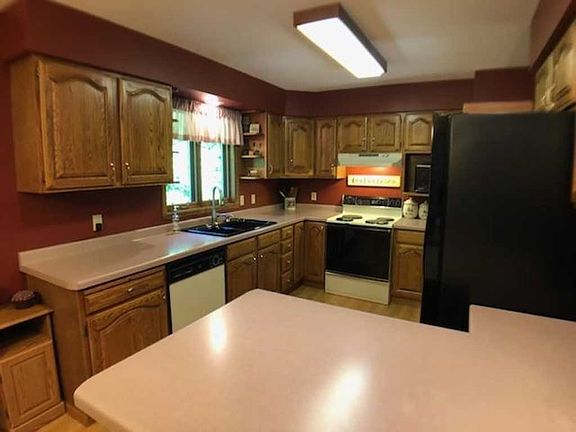 4th image of N7202 Larsons Ave