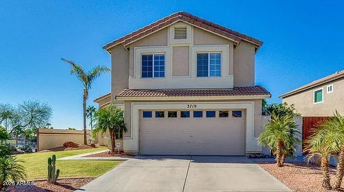 3719 E Windmere Dr — Photo 1