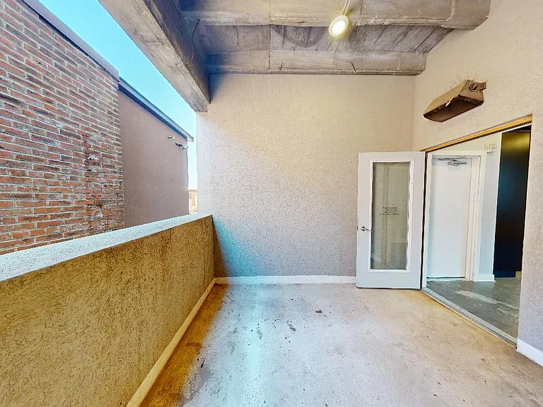 217 N Locust St #2-N — Photo 21
