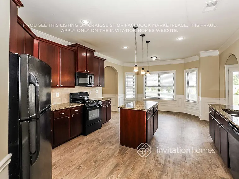 124 Avondale Dr — Photo 7