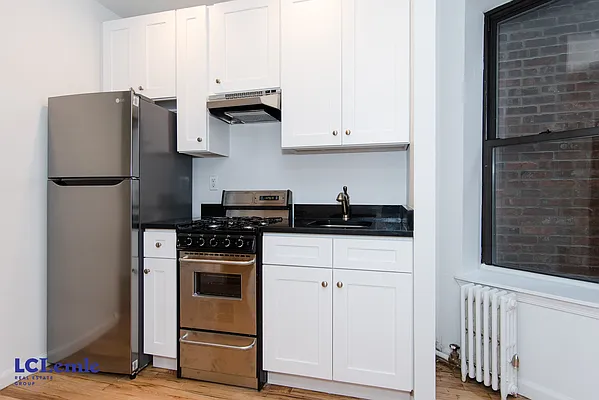 Rented by LC Lemle Real Estate Group | media 3