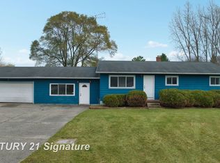 8168 N Vassar Rd, Mount Morris, MI 48458