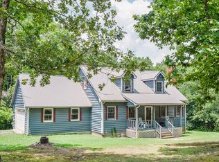 5007 Village Dr, Cohutta, GA 30710