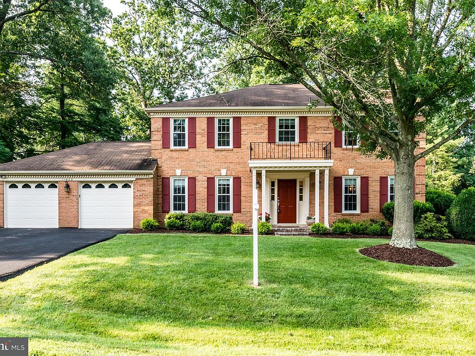 1st image of 11929 Holly Spring Dr