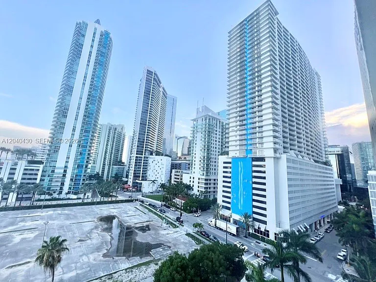 1155 Brickell Bay Dr #807 — Photo 21
