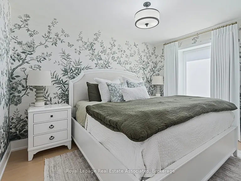 37 Windsor Rd — Photo 12