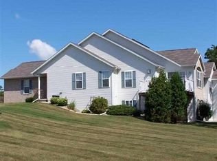 6331 Merritt Rdg, Madison, WI 53718