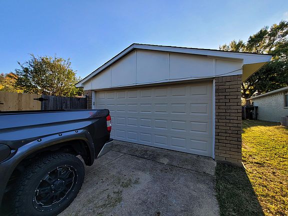 5th image of 9438 Sophora Dr