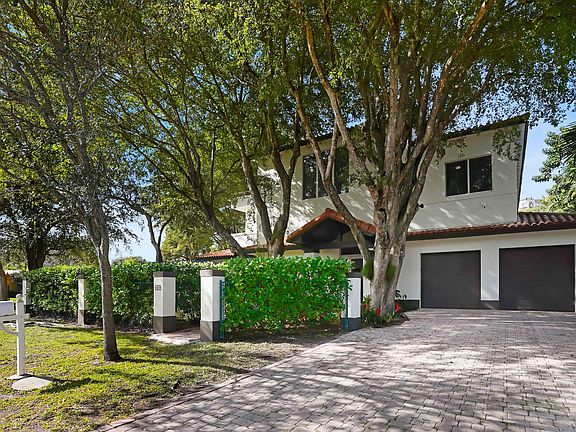 Driveway entrance on 73rd Ave