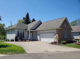 1935 Campden Way, Fairview, PA 16415