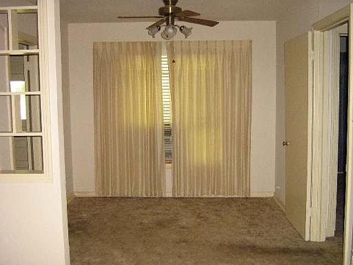 2nd image of 307 FREILING DR