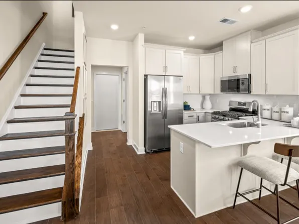 329 Foundry St, Phoenixville, PA 19460