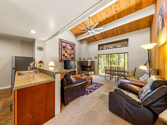 3rd image of 1001 Commonwealth Dr #185