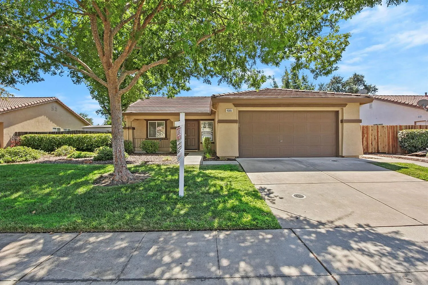 4595 Excelsior Rd photo 1