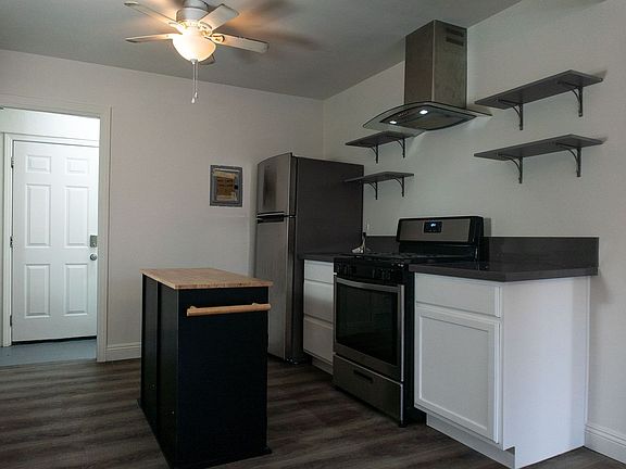 2nd image of 568-70 10th St