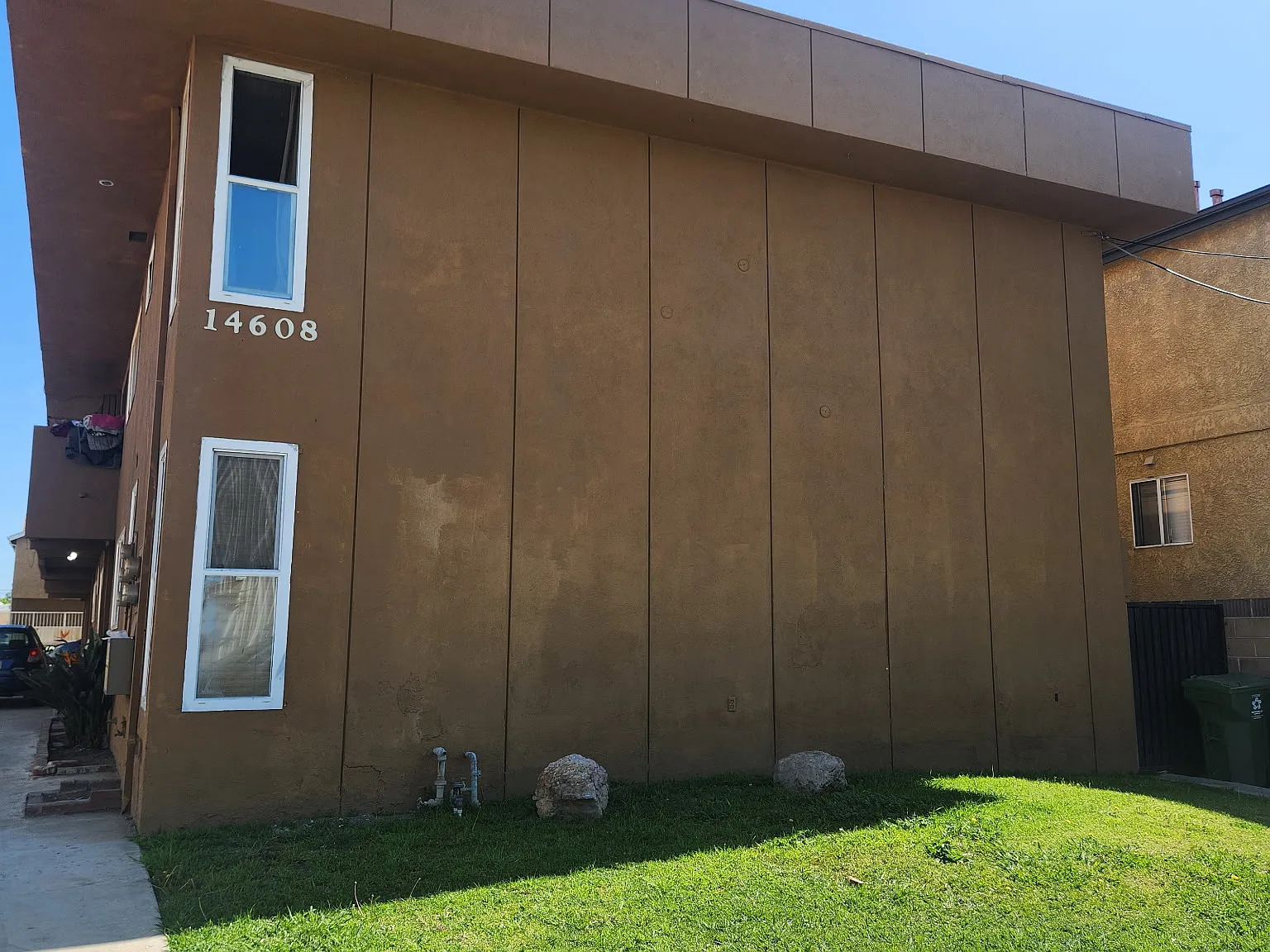 3 bed, 1200 sqft, $3,100 — Photo 1