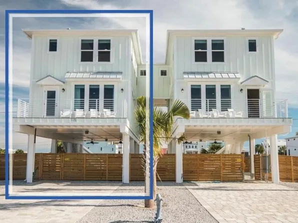 115 S 42nd St #1, Mexico Beach, FL 32456