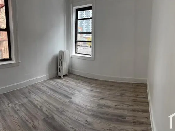 9039 148th St, Jamaica, NY