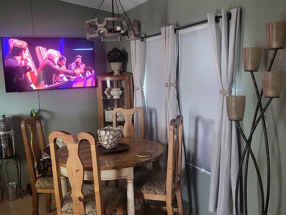 4th image of 702 S Meridian Rd #999
