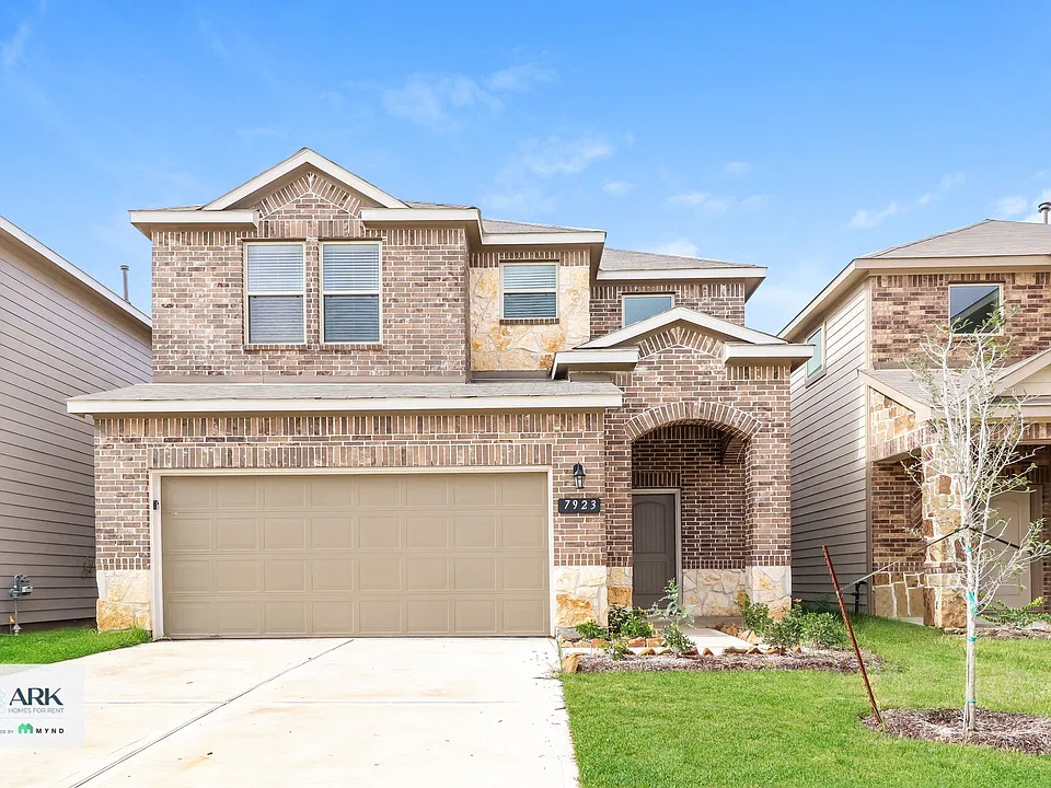 7923 Fijian Cypress Dr