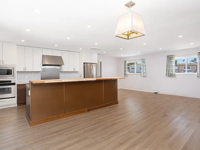 4742 Seaford Pl — Photo 18