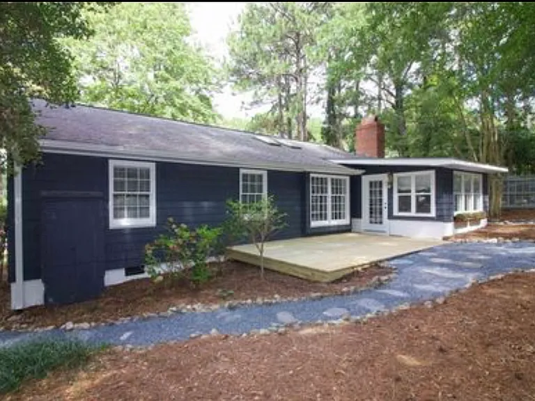 105 S Ridge St — Photo 34