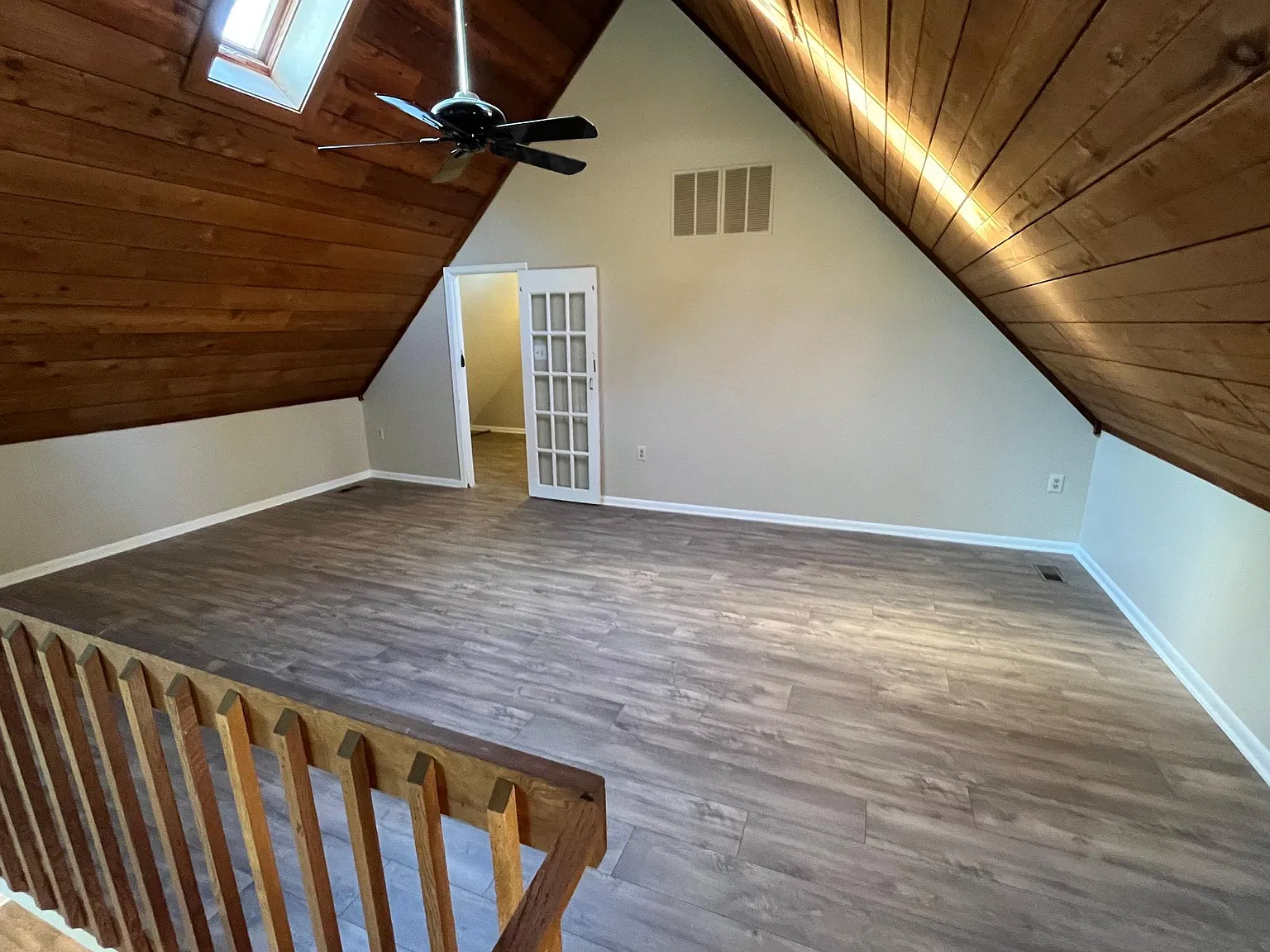3 bed, 2780 sqft, $2,900 — Photo 4