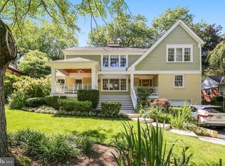 7017 W Greenvale Pkwy, Chevy Chase, MD 20815