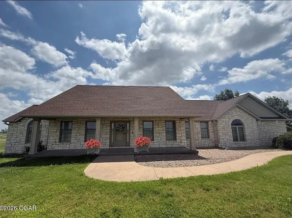 903 N Prosperity Ave #B, Joplin, MO 64801