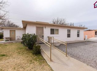 705 Manor Way, Las Cruces, NM 88005