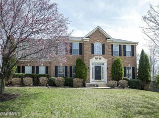 11709 Crest Maple Dr, Woodbridge, VA 22192