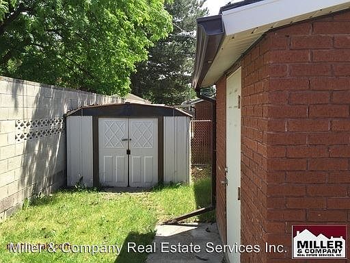 3rd image of 3431 S Riviera Dr