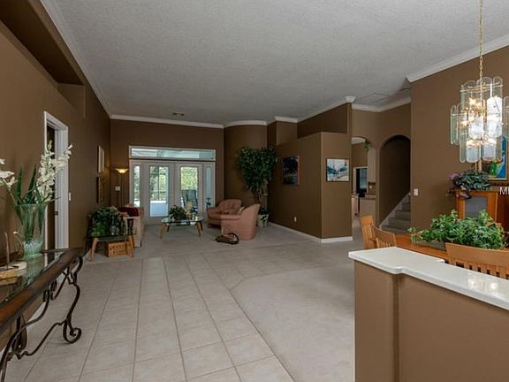 4th image of 2195 Wembley Pl