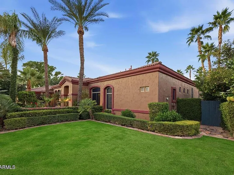 3452 E Jaeger Cir — Photo 84