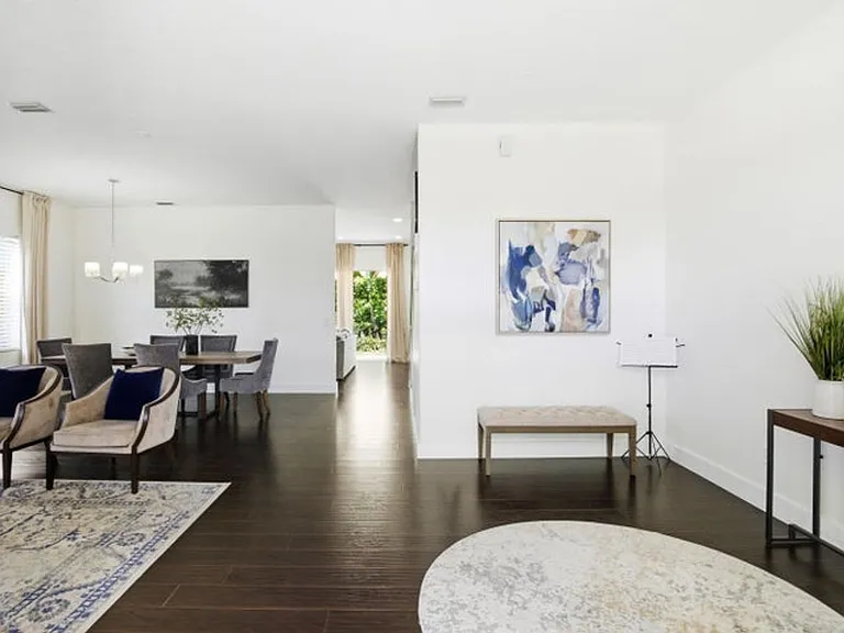 101 Mill Pond Ln — Photo 6