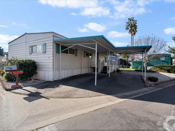 10035 Mills Station Rd Space 7, Sacramento, CA 95827