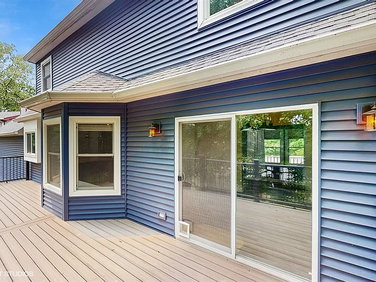 137 Forest Ave — Photo 44