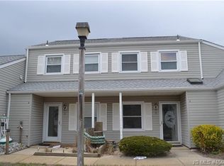 4 Chesapeake Ct, Barnegat, NJ 08005