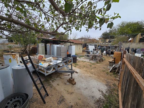 laredo-texas-49618133 picture