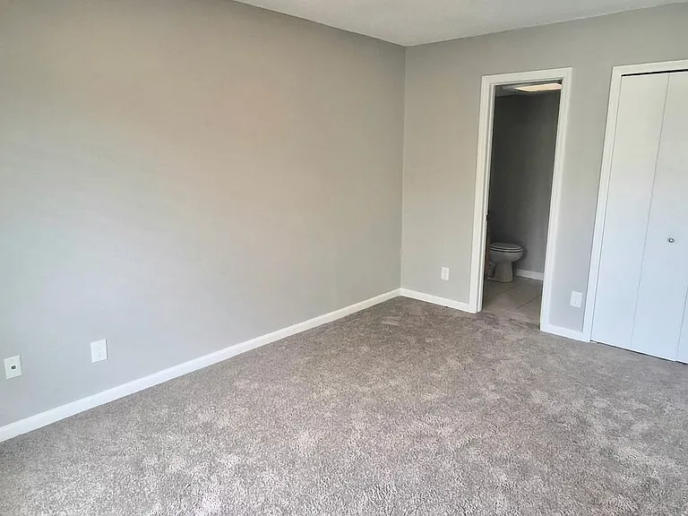 2934 Plaza Terrace Dr — Photo 9