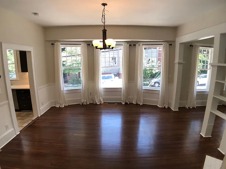 955 Myrtle St NE — Photo 11