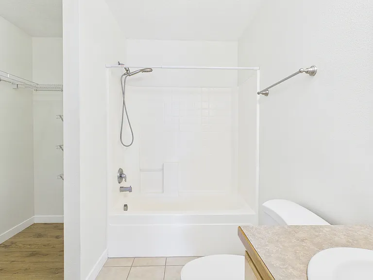 214 Parkmont Way — Photo 8