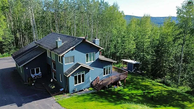 820 Merlin Ln — Photo 3