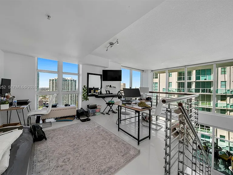 41 SE 5th St #2117 — Photo 11